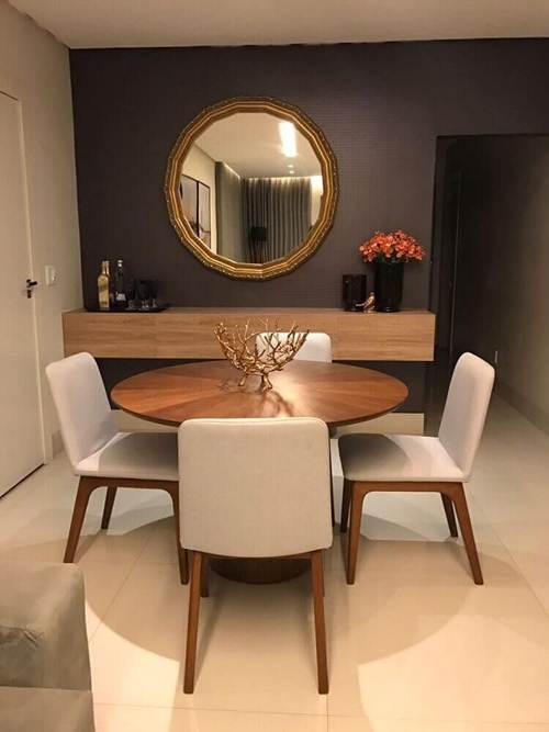 Sala de jantar moderna Com espelho