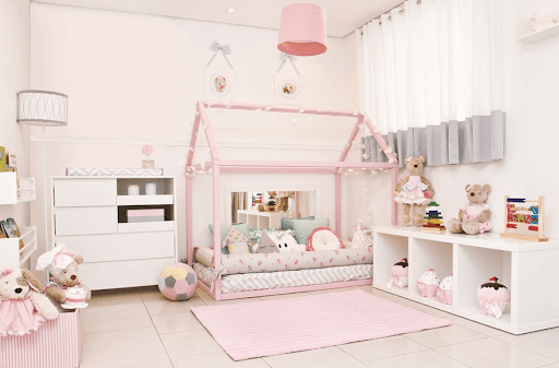 Quarto de bebê simples Rosa