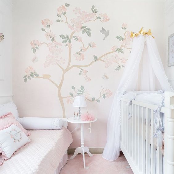 Quarto decorado feminino Bebe