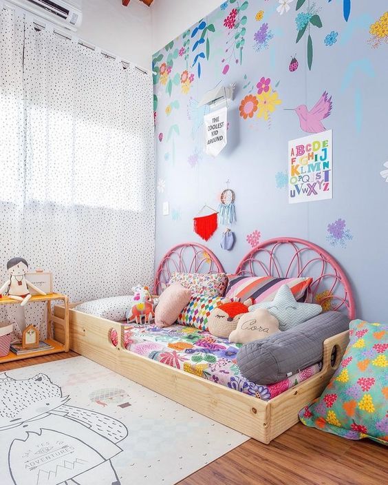 Quarto decorado feminino Moderno infantil