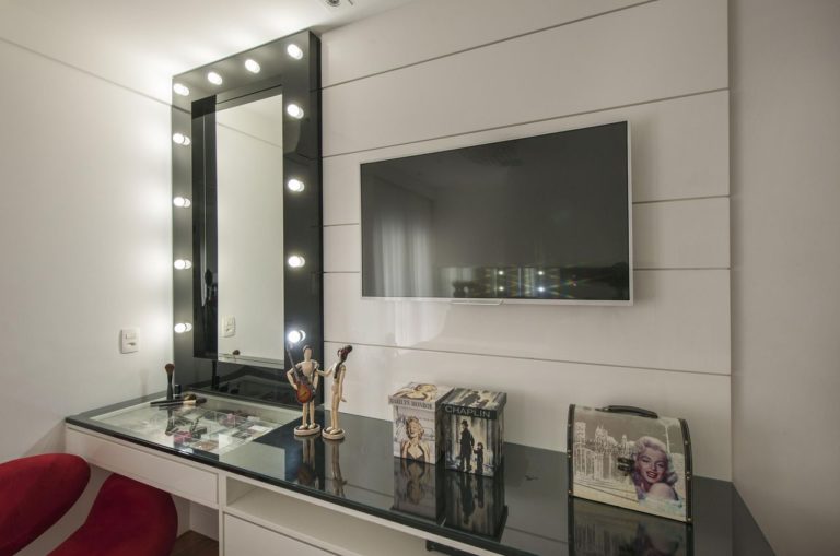 Quarto com Penteadeira: 60 Lindos Modelos para se Inspirar!