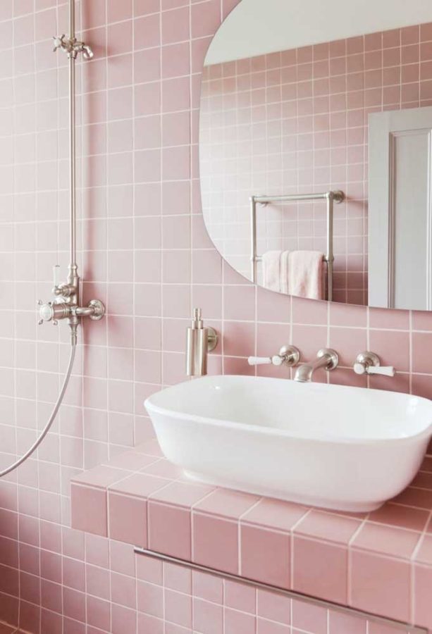 Banheiro Rosa E branco