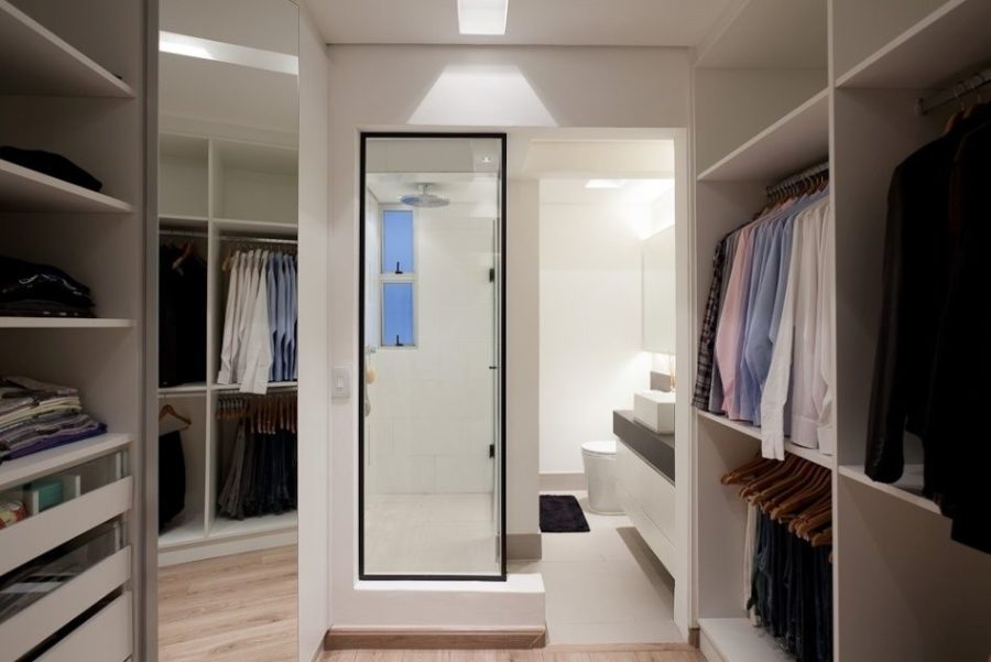 Banheiro com closet Integrado