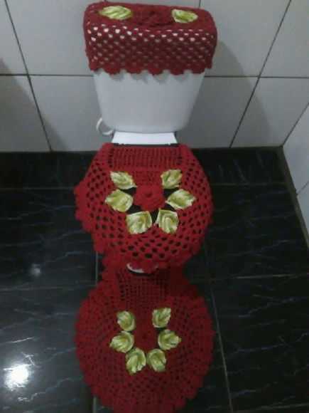 Banheiro vermelho Crochê