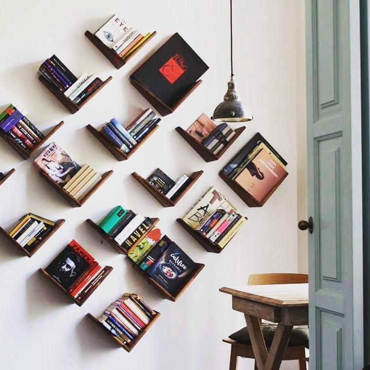 Estante para livros parede No quarto